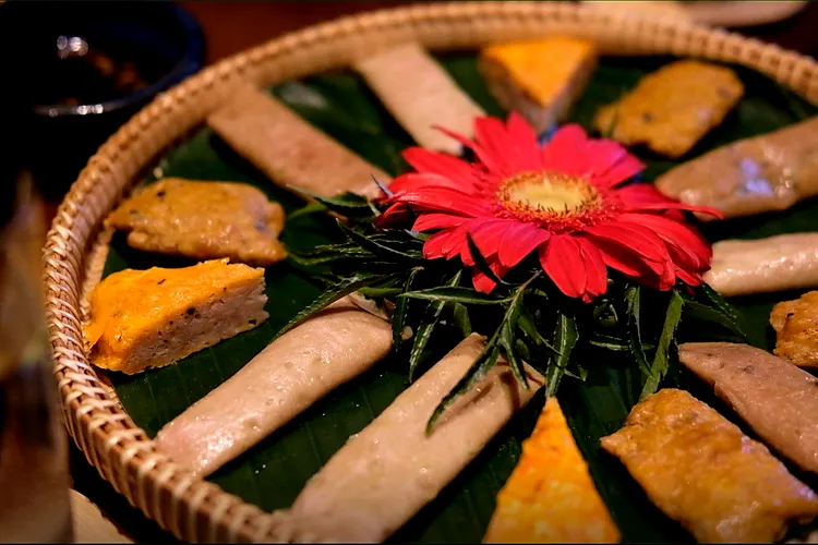 「蝦餅、蟹肉餅與豬肉卷」有著多種口味的炸物，同樣的是都有著滿滿鮮味。葉盛耀攝