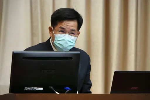 服儀校規屢違法!屏榮高中遭扣100萬元 背後的私校招生窘境