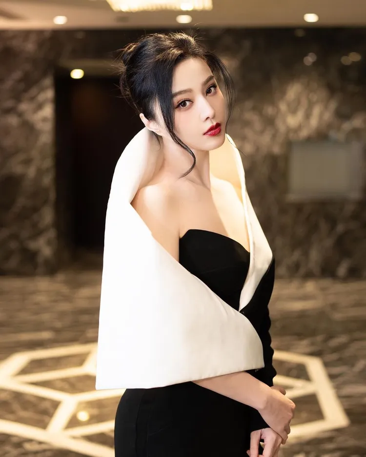 范冰冰美到被讚嘆少了她，中國娛樂時尚圈只剩下小家子氣。翻攝翻攝bingbing_fan IG