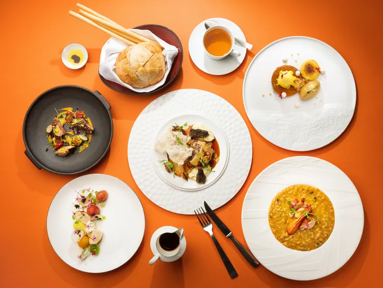 消費者於初一至初七，亦可選擇米其林推薦Bencotto義大利餐廳體驗五道式套餐義式新年美饌。台北文華東方提供