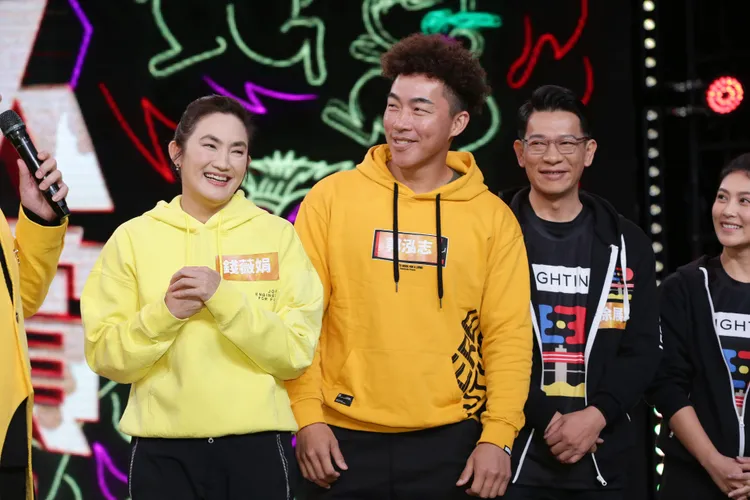 錢薇娟(左起)、郭泓志與徐展元。朱世閎攝