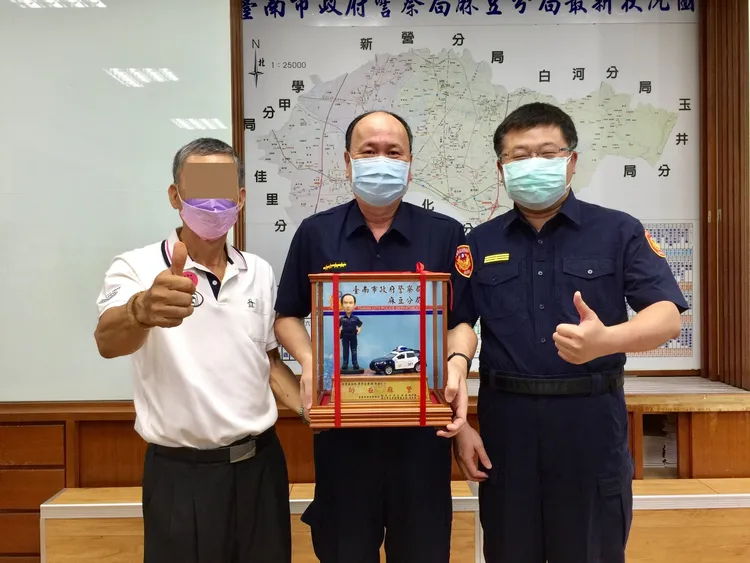 麻豆分局警友會主任涉找人頂替肇逃，牽連一票員警。取自麻豆分局臉書