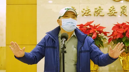 蔡易餘指爸點名柯建銘是「頭號戰犯」 蔡啟芳親解釋:鬼扯