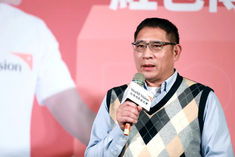 花蓮縣和平國小校長艾石生。 世界展望會提供