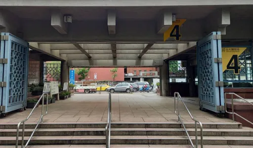 跨年嗨完衝一波元旦升旗! 北捷今晚10時起關閉2站出口、1站鐵門