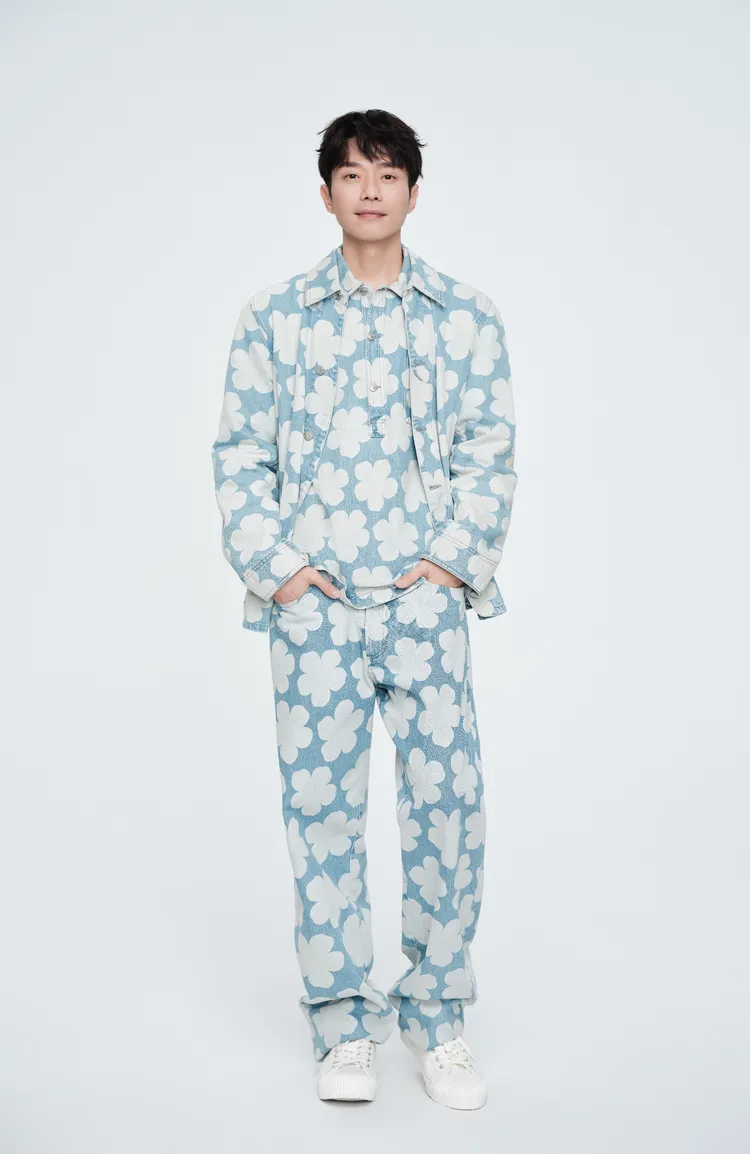 張棟樑宣布正在籌備新專輯錄音。HEADLINE音樂提供