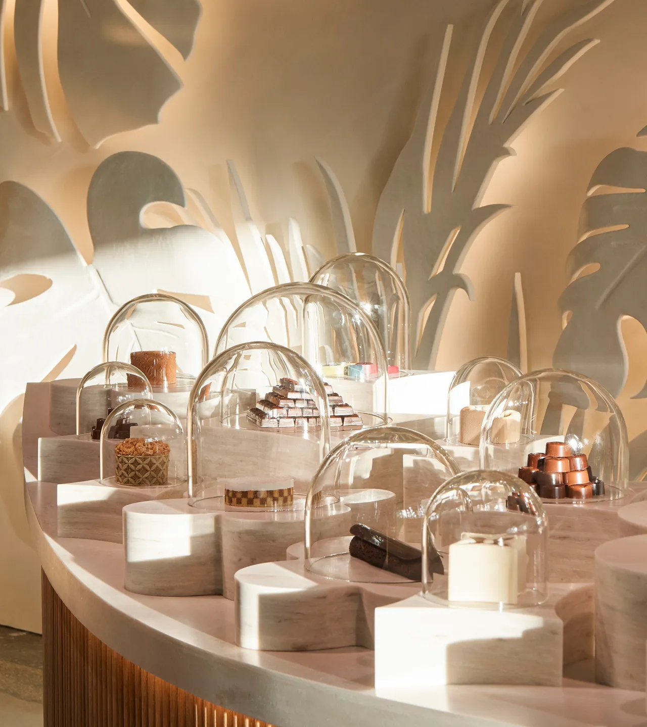 Maxime Frédéric將LV標誌性主題融入甜點與巧克力創作。品牌提供