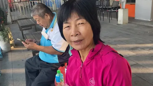 直擊小琉球遊客「脫罩」!笑喊:輕鬆多了 遊墾丁這些管制不能少