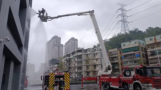 廠辦失火人員受困! 新北消防局模擬科技救災提升搶救效率