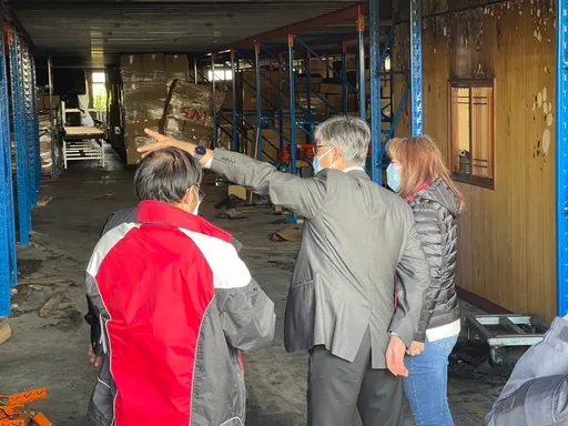 豐原火災4死|「電焊火花」引燃溶劑釀禍 雅速達奪命大違建限14天拆除