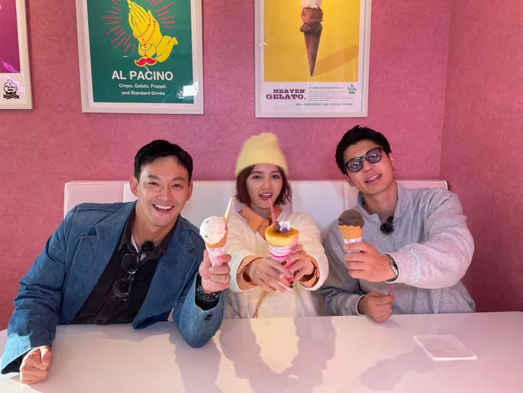 3人一起吃冰淇淋。TVBS提供