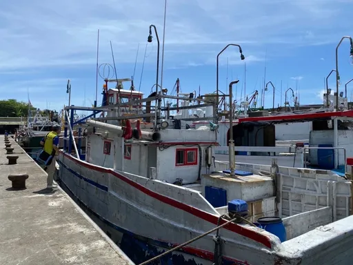 來當航海王!船主欠費無力繳納 27噸漁船法拍500萬起標