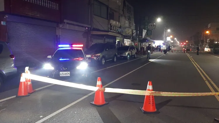 警方封街展開調查。讀者提供