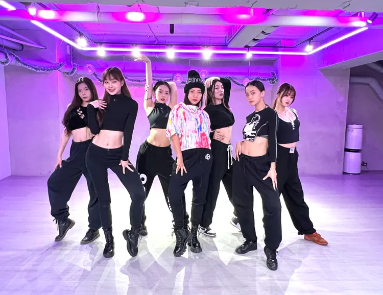 丁噹桃園獨家跨年，積極練舞備戰。相信音樂提供