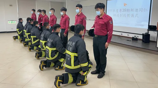 新北消防局添新血　義消兒圓夢！特考過關成正職消防員