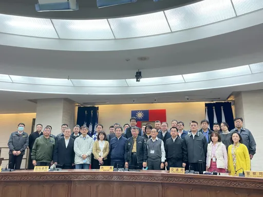 忠孝西路僅夜間開放機車通行 柯文哲提「不准鑽車縫」!下一步交給蔣市府