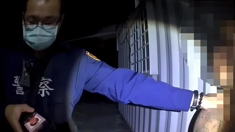 葉男以假身分應訊，被警方拆穿。讀者提供