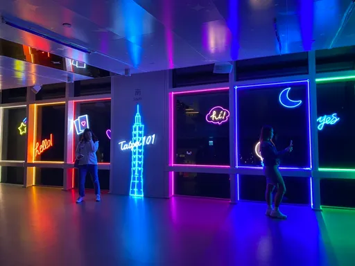 台北101人潮回流!年收破150億提前達標 耶誕跨年到元宵估吸千萬人潮