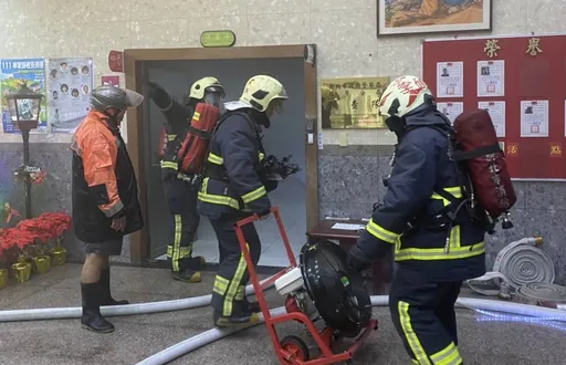 瑞芳警分局地下一樓火警　順利撲滅未有人員傷亡