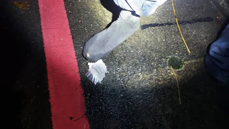 男子襪子內藏安非他命。警方提供