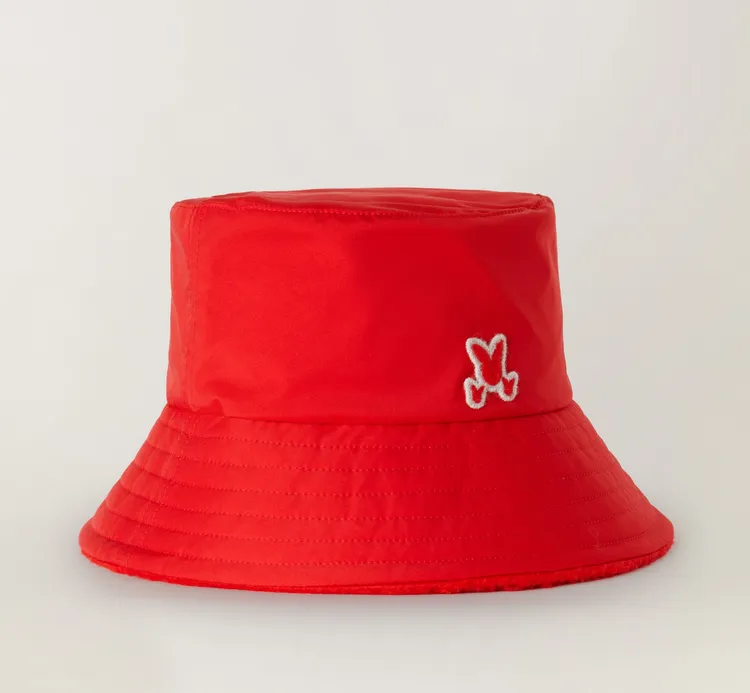 新年限定系列Cashfur漁夫帽，3萬8200元。品牌提供