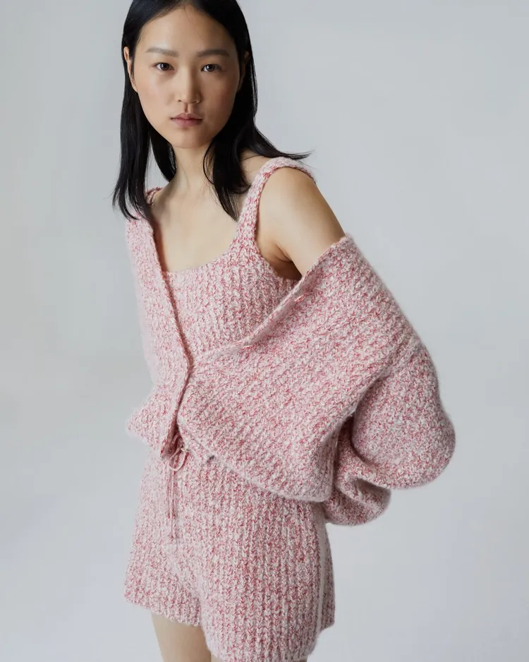 Loro Piana推出新年限定系列迎接2023農曆生肖兔年。品牌提供