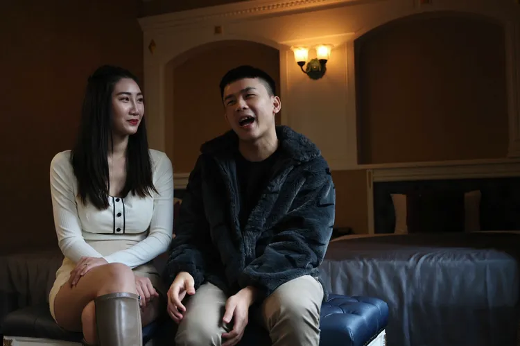 小傑曾想出家，卻因為麥香奶茶回心轉意。林林攝