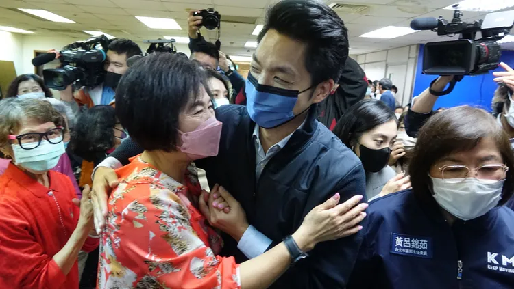 蔣萬安出席王鴻薇的中山區見面會。莊宗達攝