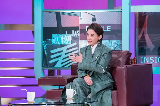 陳亞蘭龍袍驚呆方念華　「所有的標準都是楊麗花」 