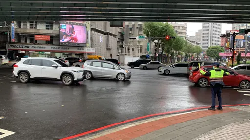 跨年交通|連假首日國3土城塞到龍潭 國1湖口段南下車速紫爆