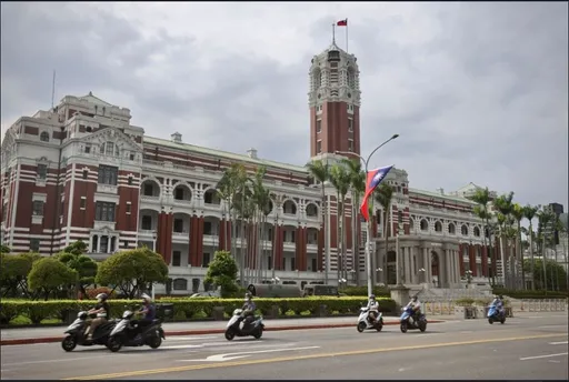 小心別搭錯車!元旦升旗凱道交管 36線公車改道取消站點
