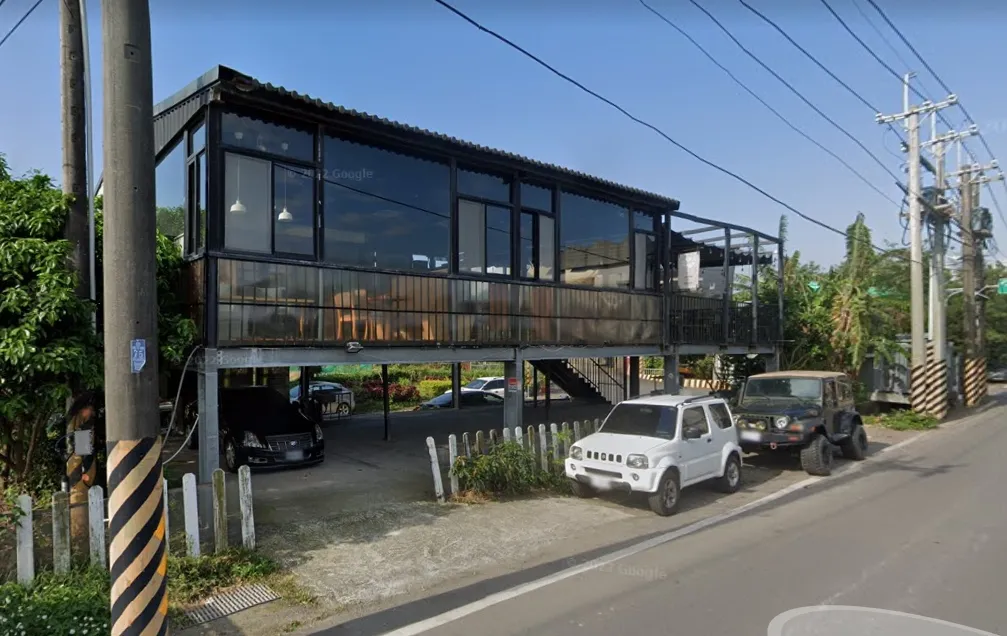 房仲推估,該咖啡廳地價市值約2500萬。翻攝googlemap