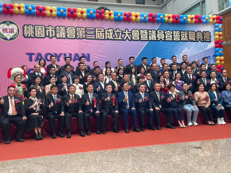 桃園市議員宣誓就職。張沛森攝