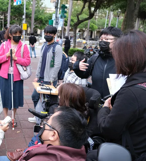 障礙者批《身權法》修法「把問題丟回當事人家庭」 請命:別替我們做決定