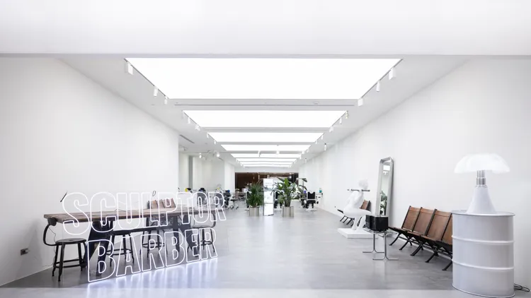 聯名療程於位在台北遠東百貨信A13的Sculptor Barber登場。品牌提供