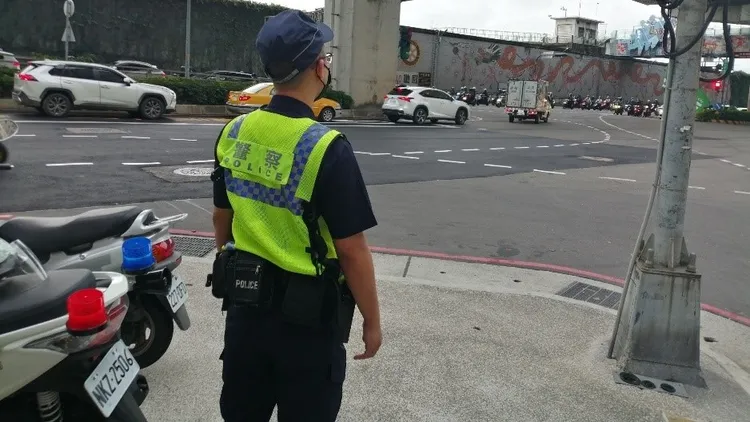 警方將增派疏導崗為維護交通順暢。三重警分局提供