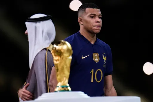 世界盃|曾說「南美足球不如歐洲」 穆巴佩決賽戴帽+拿金靴還是被打臉