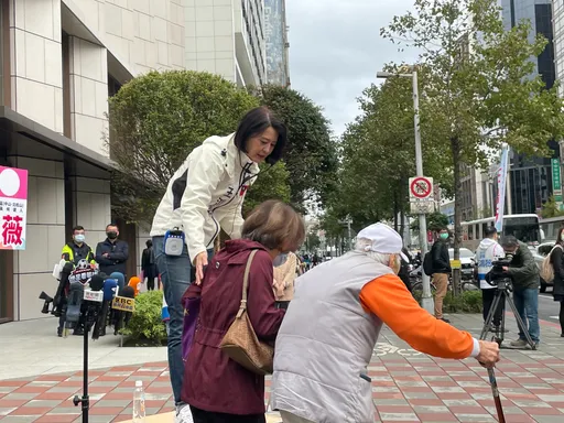 喊話王世堅好好當「蔣師」　王鴻薇：我進國會監督國師
