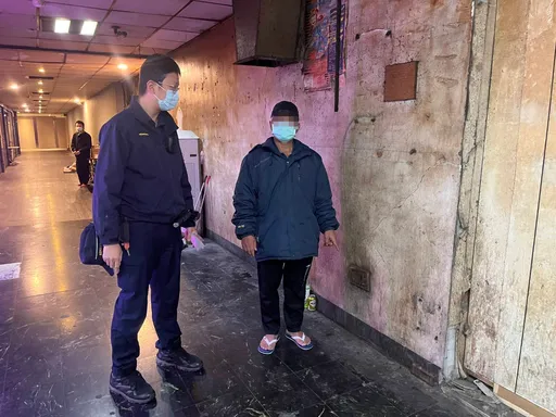 奇檬子歹!嫌滷味攤老闆娘態度差 莽男黃湯下肚竟持鐵棒K她頭