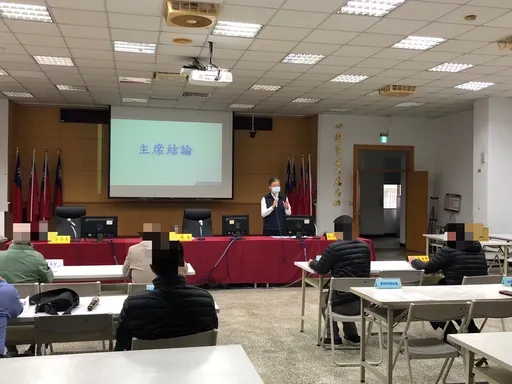 新北烘爐地福德宫列走春熱點 中和警邀廟方商議交通疏導措施