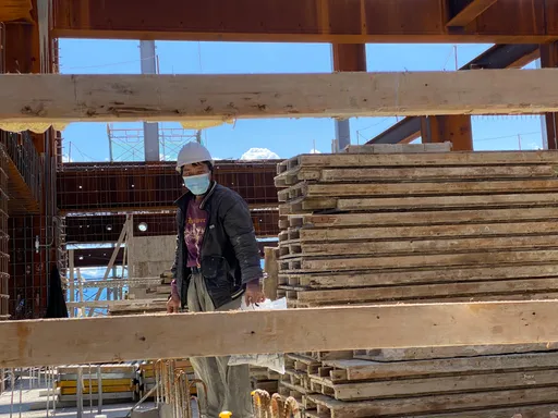 家事移工大解封!明年元旦起開放在雇主家自主防疫 每日快篩陰即可上工