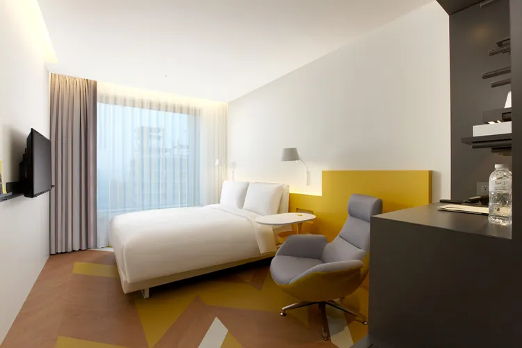 南港老爺行旅「開運兔給樂Happy Together」，2023年農曆春節住房，住房專案2023年1/20至1/27，旅人客房每房2,888元起。業者提供