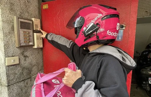 霸王寒流襲台!外送員接單竟是10包冰塊 抵達後還聯繫不到客人?