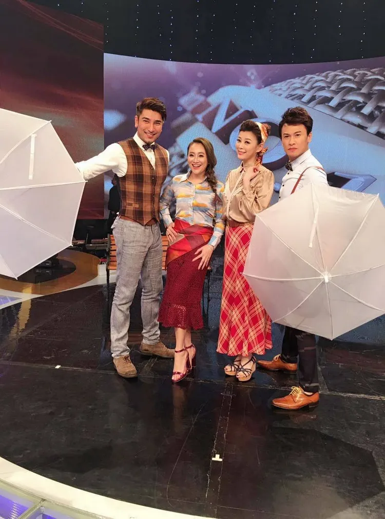 羅平（左）在《台灣那麼旺》唱了101首歌。羅平提供