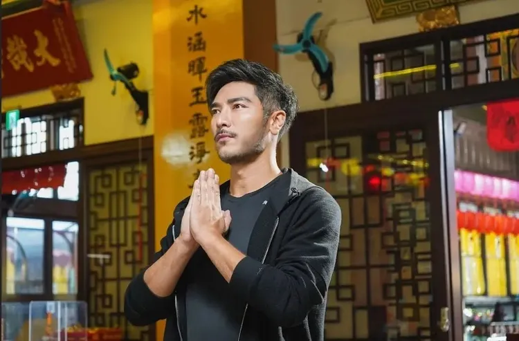 羅平在《台灣X檔案》飾演「李威」。中視提供