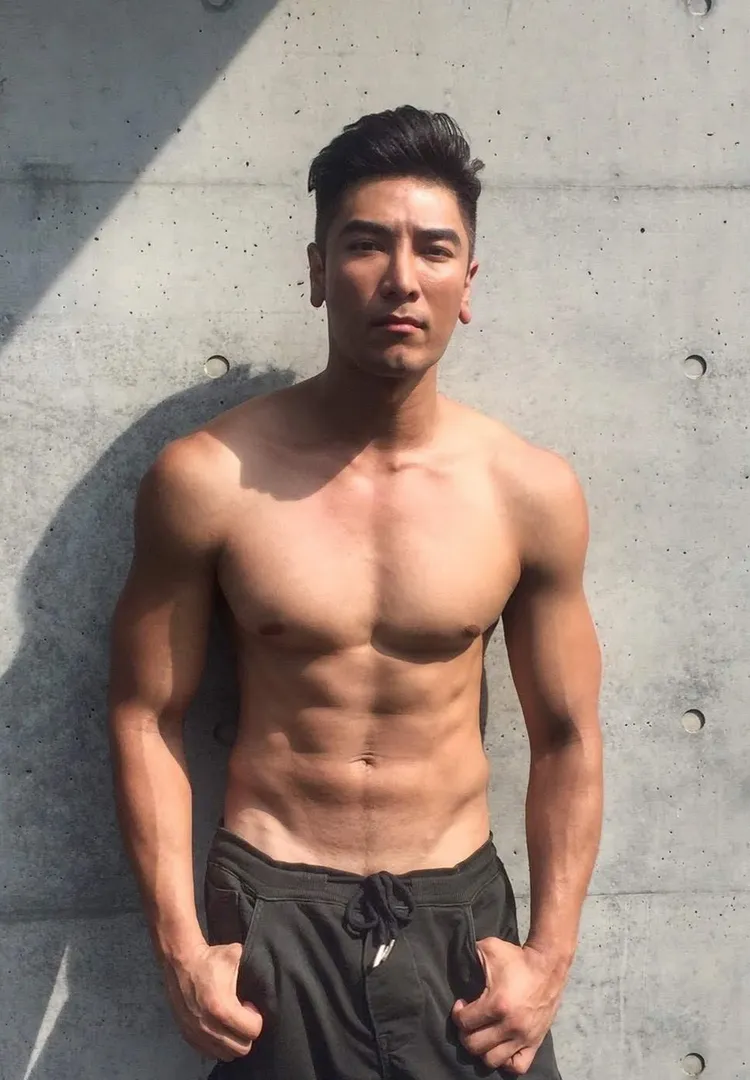 羅平不吝展露猛男級身材。羅平提供