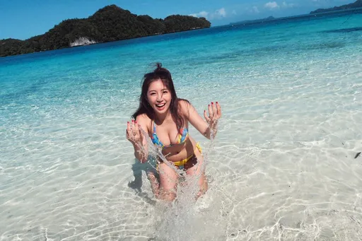 女Nono又惊传流出与男伴私密照 经纪人回应了曝她如今惨况