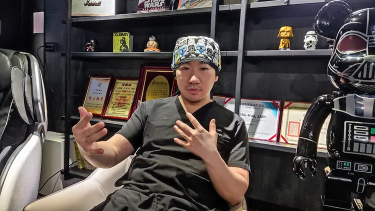 史書華說，陳沂除了說他賣貼牌淘寶貨、「中國華」甚至攻擊自己外貌長相。莊淇鈞攝