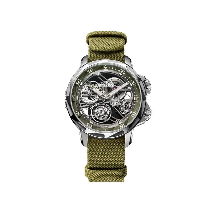 U53鏤空陀飛輪潛水錶限量發行25枚，售價136萬8000元。業者提供