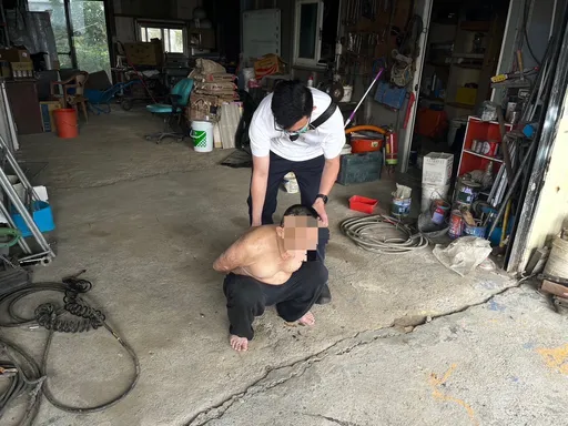 診所就醫搶奪金項鍊失敗 2匪驚慌逃!藏匿宜蘭老家仍遭警逮